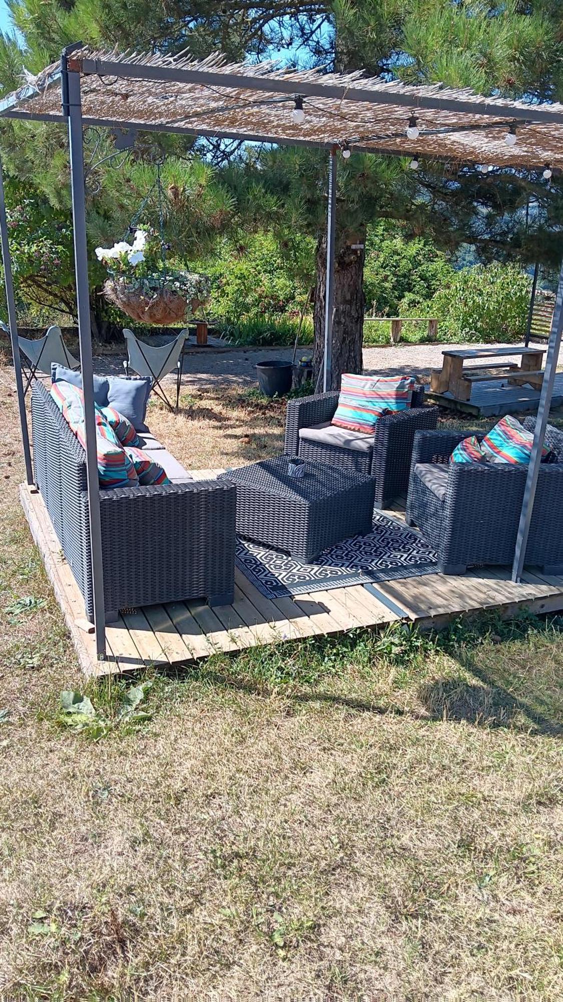 Le Gite Voute Confort Et Repos Saint-Beauzely Exterior foto